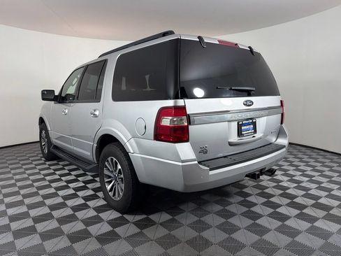 Used 2017 Ford Expedition XLT AWD/4WD image 5