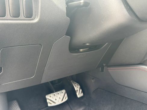 Used 2018 Mitsubishi Outlander Sport ES image 16