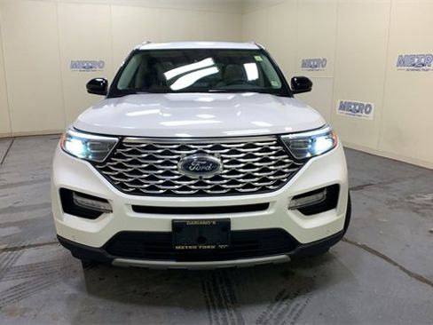 Certified 2023 Ford Explorer Platinum w/ Technology Package image 8