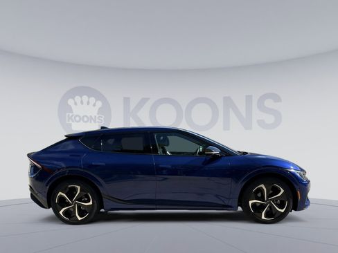 Used 2023 Kia EV6 GT-Line w/ GT-Line Suede Seat Package AWD/4WD image 17