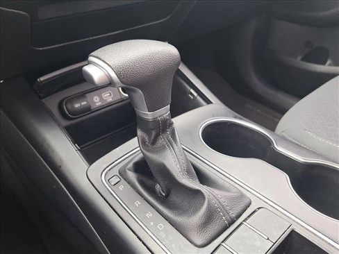 Used 2020 Kia Sorento LX image 10