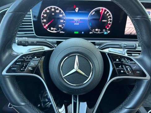 Certified 2024 Mercedes-Benz GLE 450e 4MATIC image 23