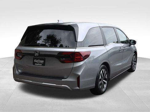 Used 2025 Honda Odyssey EX-L image 5