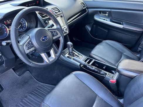 Used 2017 Subaru Crosstrek 2.0i Limited w/ Popular Package #2 AWD/4WD image 11