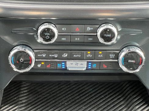 Used 2025 Ford F150 Raptor AWD/4WD image 26