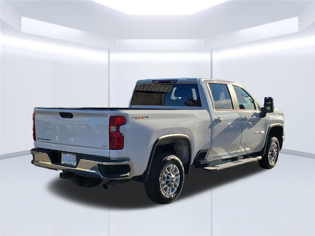 Used 2025 Chevrolet Silverado 2500 LT w/ Convenience Package AWD/4WD image 6