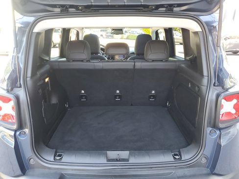 Used 2023 Jeep Renegade Limited w/ Sun/Sound Group AWD/4WD image 8