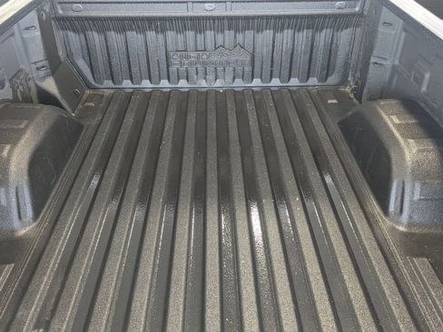 Used 2022 Chevrolet Silverado 1500 High Country w/ Z71 Off-Road Package image 22