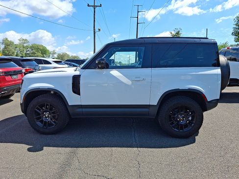 Used 2023 Land Rover Defender 90 S AWD/4WD image 3