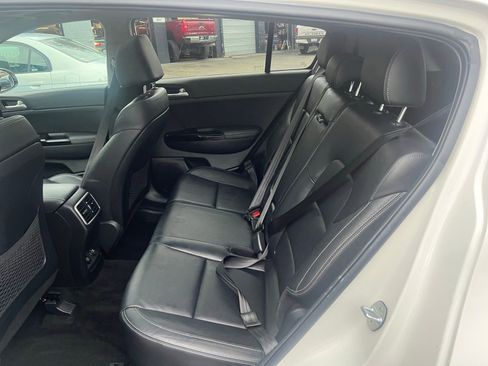 Used 2019 Kia Sportage EX w/ EX Premium Package image 24