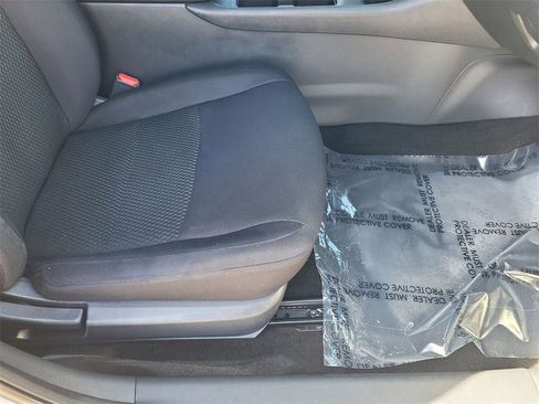 Used 2020 Nissan Sentra S image 14