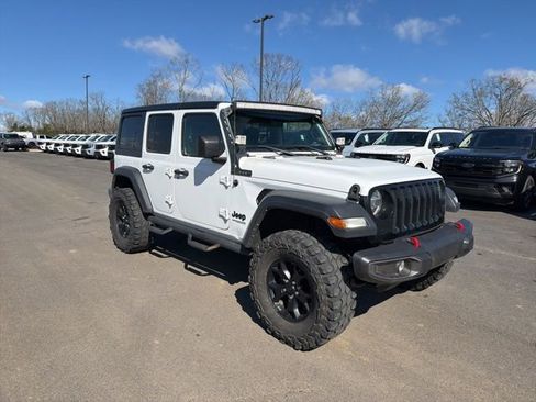 Used 2021 Jeep Wrangler Unlimited Willys image 4