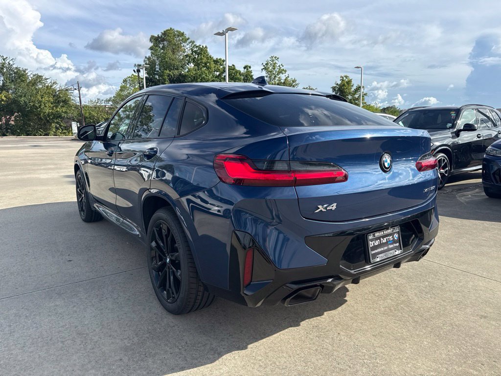 Certified 2024 BMW X4 xDrive30i w/ M Sport Package AWD/4WD image 3