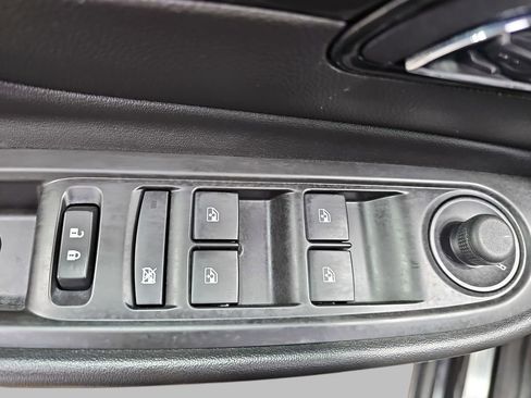 Used 2019 Buick Encore Preferred image 33