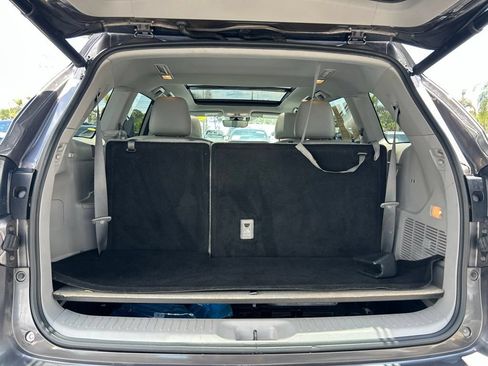 Used 2018 Toyota Highlander Limited Platinum FWD image 53