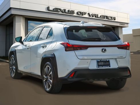Certified 2024 Lexus UX 250h FWD image 2