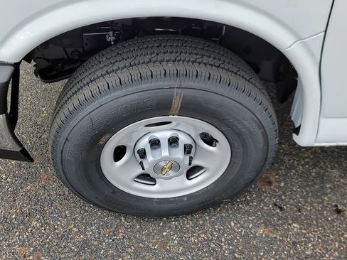 New 2025 Chevrolet Express 2500 Work Van w/ Driver Convenience Package image 6