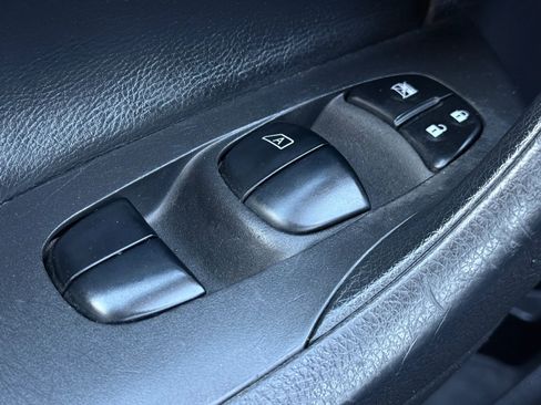 Used 2016 Nissan Altima 2.5 SR image 23