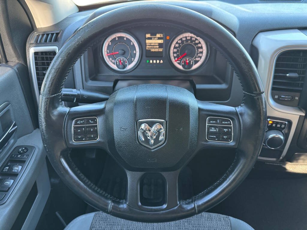 Used 2016 RAM 1500 Big Horn RWD image 10