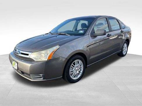 Used 2009 Ford Focus SE image 4