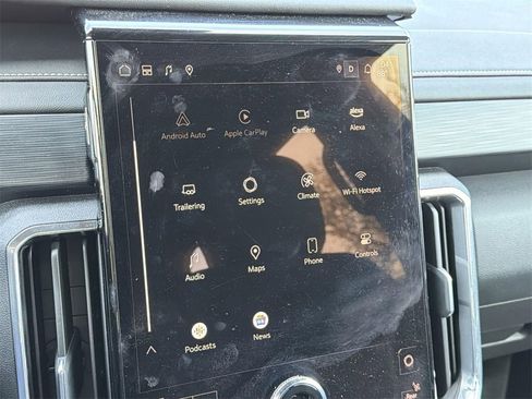 Used 2025 GMC Acadia Elevation image 15