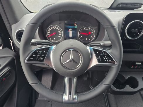 New 2026 Mercedes-Benz Sprinter 2500 image 32