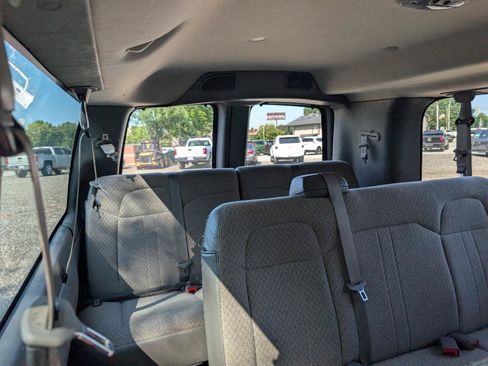 Used 2014 Chevrolet Express 3500 LT w/ LT Preferred Equipment Group RWD image 18