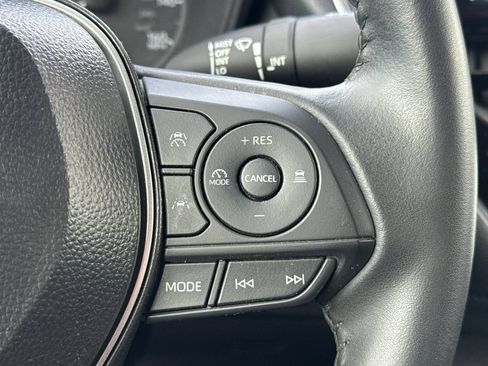 Used 2025 Toyota Corolla SE FWD image 27