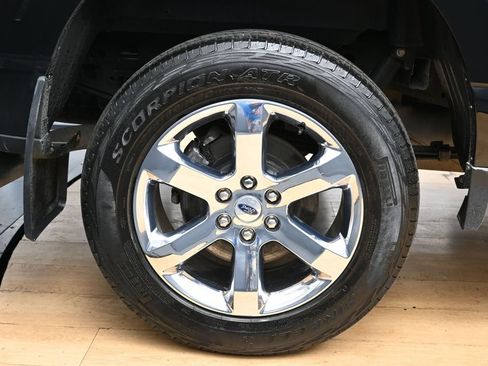 Used 2023 Ford F150 Lariat w/ Equipment Group 502A High AWD/4WD image 11