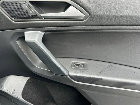 Used 2019 Volkswagen Tiguan SEL R-Line image 20