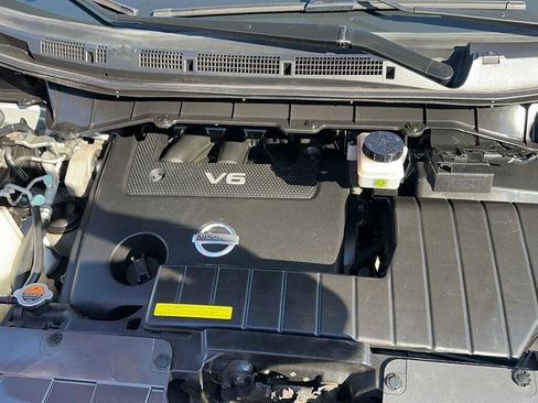 Used 2015 Nissan Quest SL image 27