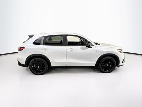 Used 2026 Honda HR-V Sport image 4