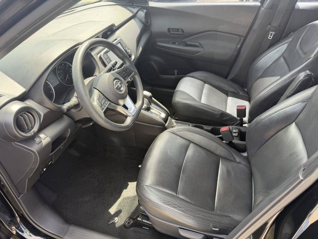 Used 2019 Nissan Kicks S FWD image 9
