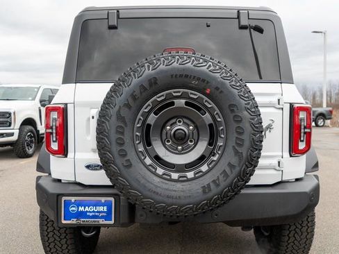 New 2025 Ford Bronco Outer Banks w/ Sasquatch Package image 6
