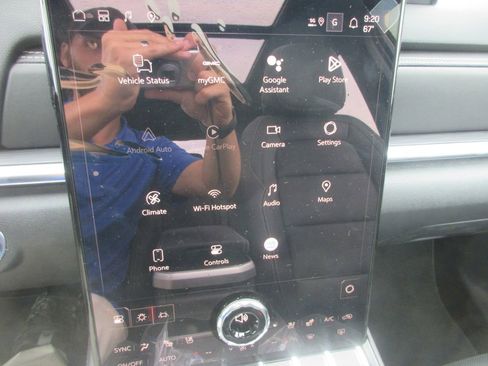 New 2026 GMC Terrain Elevation w/ Elevation Premium Package AWD/4WD image 17