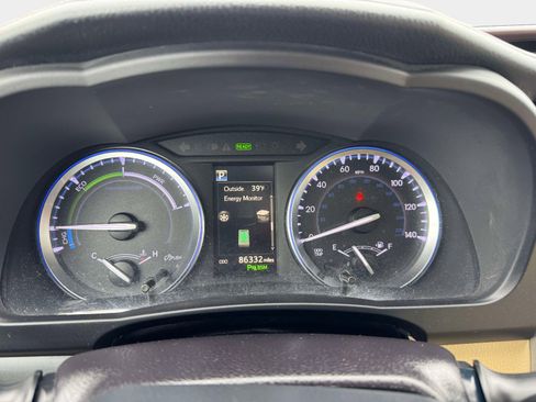 Used 2019 Toyota Highlander Limited w/ Protection Package #3 image 29