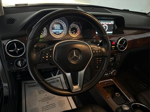 Used 2015 Mercedes-Benz GLK 350 2WD image 38