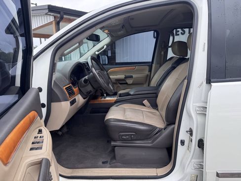 Used 2014 Nissan Armada Platinum w/ Platinum Reserve Package AWD/4WD image 11