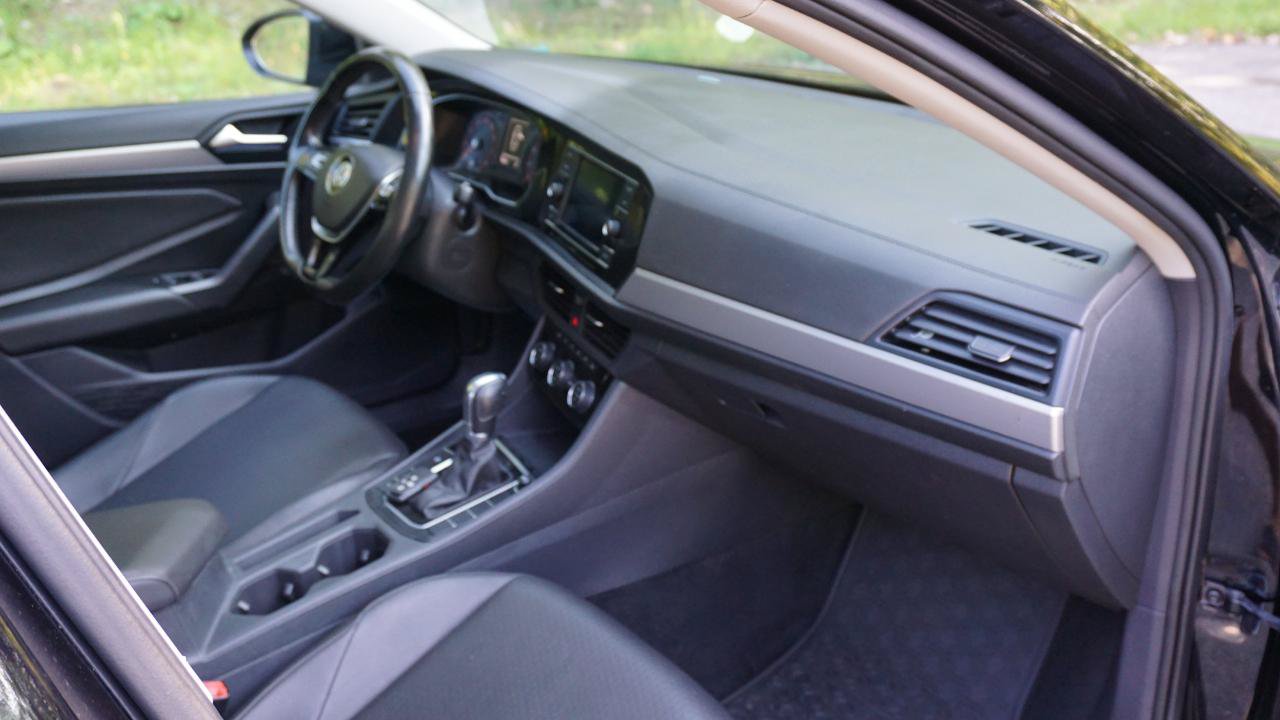 Used 2019 Volkswagen Jetta SE FWD image 13