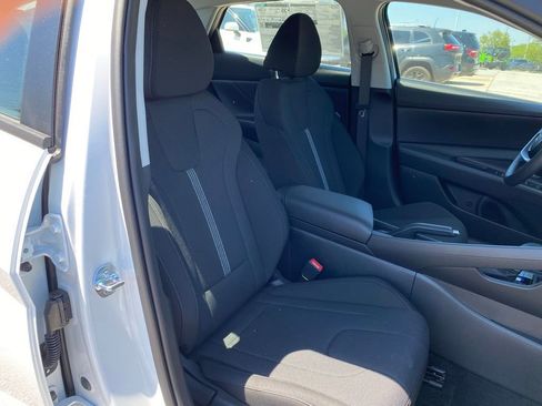 New 2026 Hyundai Elantra SE w/ Cargo Package FWD image 29