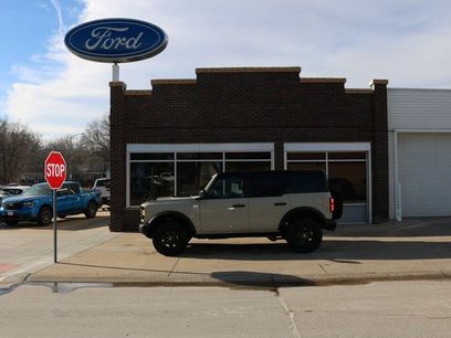 New 2025 Ford Bronco Big Bend w/ Black Diamond Package