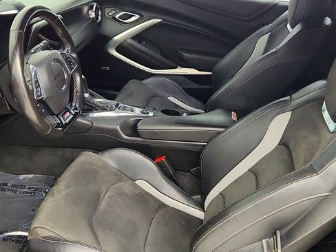 Used 2019 Chevrolet Camaro SS w/ LPO, Ground Effects Package RWD image 20