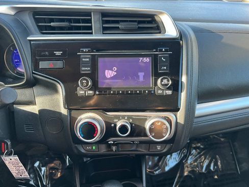 Used 2015 Honda Fit LX image 32