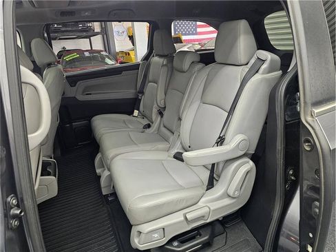 Used 2018 Honda Odyssey EX-L image 12