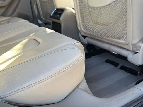 Used 2009 Audi A4 2.0T Premium Plus image 24