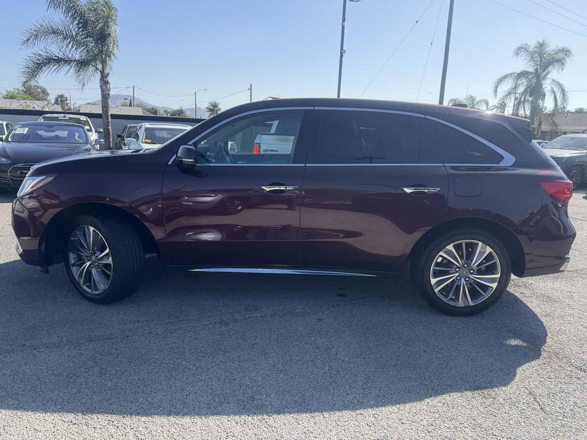 Used 2017 Acura MDX w/ Technology Package FWD image 2