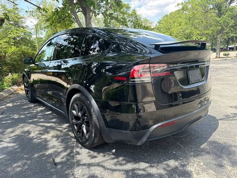 Used 2023 Tesla Model X AWD/4WD image 5