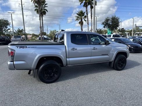 Used 2020 Toyota Tacoma TRD Sport image 2