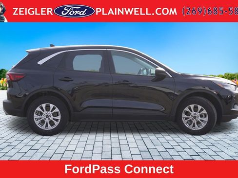 Used 2024 Ford Escape Active AWD/4WD image 8