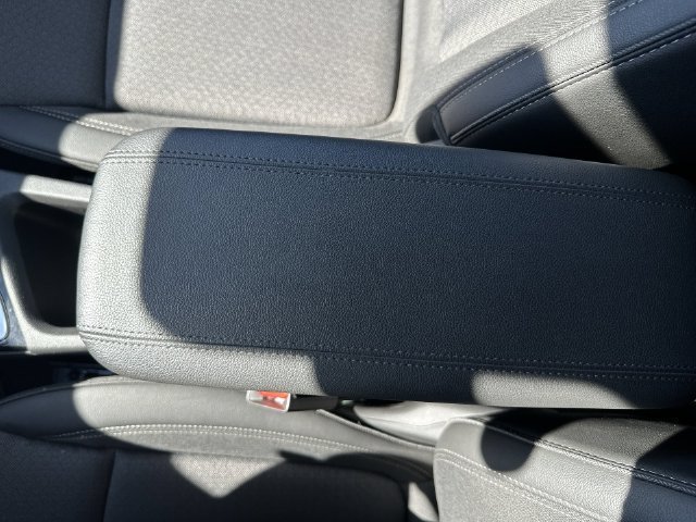 Used 2023 Buick Encore GX Select AWD/4WD image 24